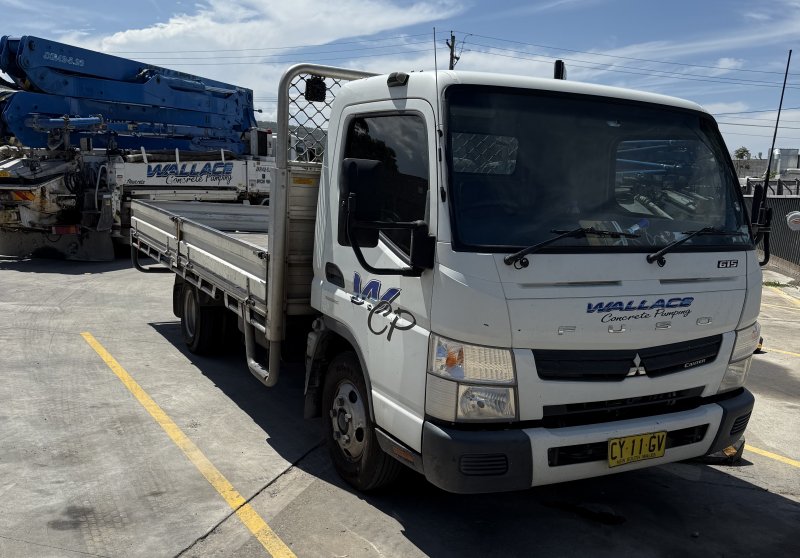 FUSO - FUSO Support Vehicle - Wallace Concrete Pumping Contractor Services Sydney